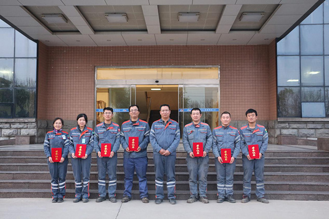 化工公司召开职工技术较量赞美大会