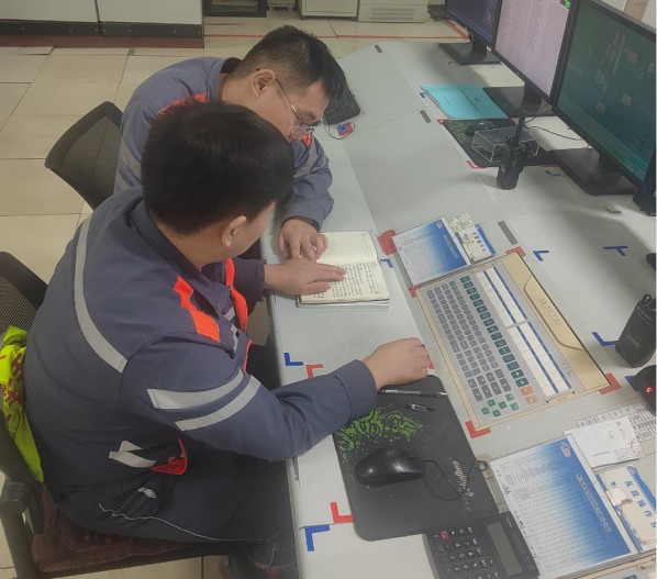 中层赋能-冲刺篇  化工公司加氢车间实战课题工作攻关人才与高质量发展“双向奔赴”