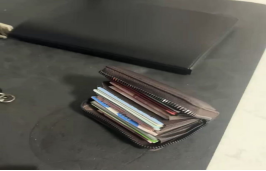 平庸善举显美德：ca88员工拾金不昧传递正能量